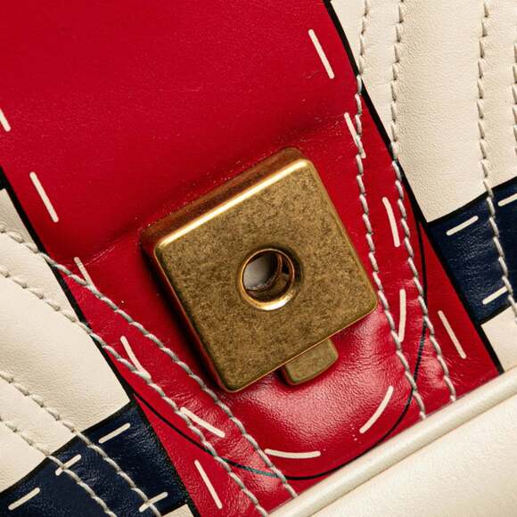 GUCCI Authentic White Leather GG Marmont Shoulder Bag - Picture 5 of 9